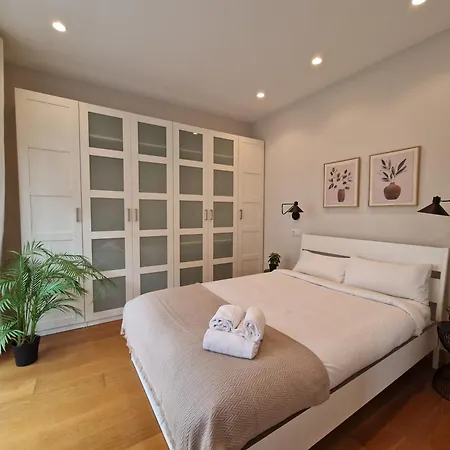 Centrico Con Encantador Mirador By Aloha *