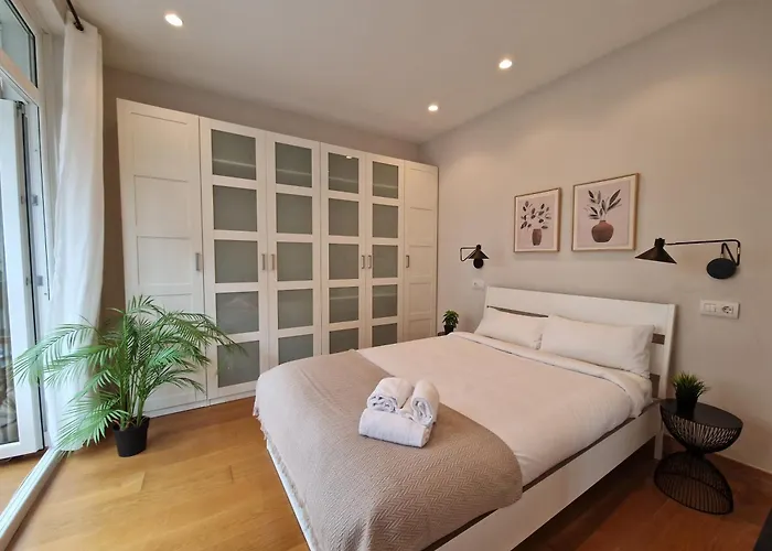 Centrico Con Encantador Mirador By Aloha *